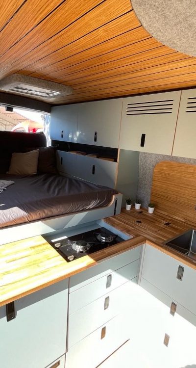 0253020C-DA2C-4953-97C3-701EFB1AFB03