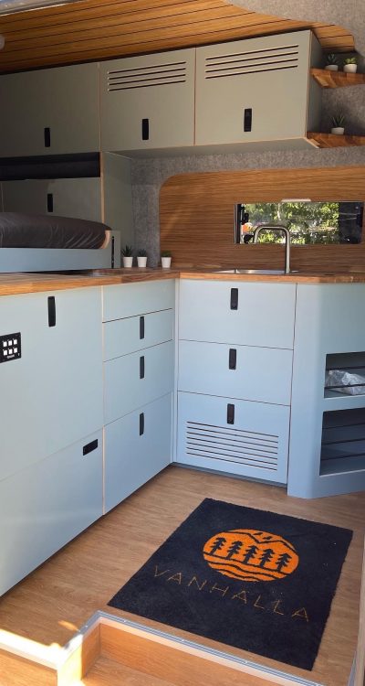 437D3B14-9494-4FD4-91EA-F6E2AC5DE108